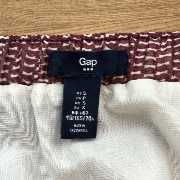 GAP Maxi Skirt Dark Maroon White Pattern w/ lining - Picture 9 of 11